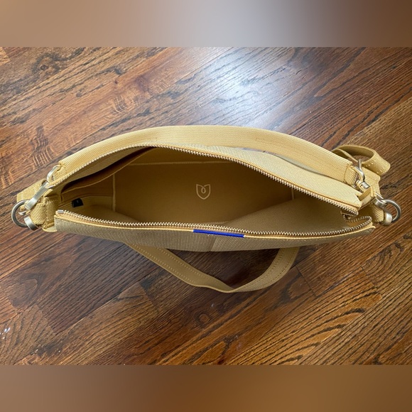 Rothys- The Daily Crossbody- Golden Wheat - Picture 4 of 15